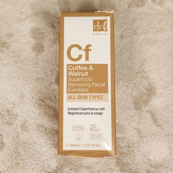 Dr. Botanicals Coffee & Walnut Superfood Renewing Facial Exfoliator - Picture 2 of 9
